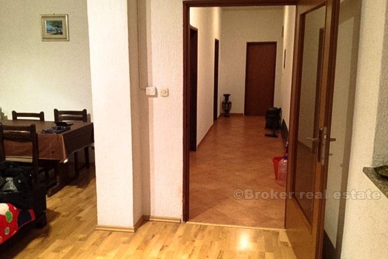 Familienhaus mit Meerblick, zum Verkauf