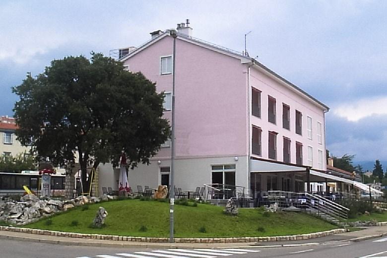 Hotel s výhledem na moře, na prodej