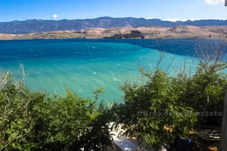 Maison première rangée à la mer, à vendre