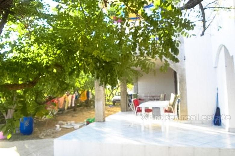 Casa prima fila al mare, per la vendita