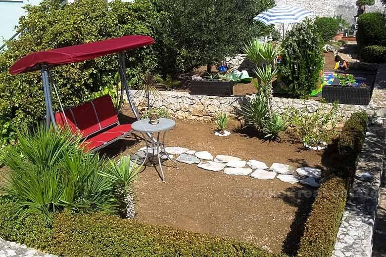 Luxury house 30 meters from the sea, for sale