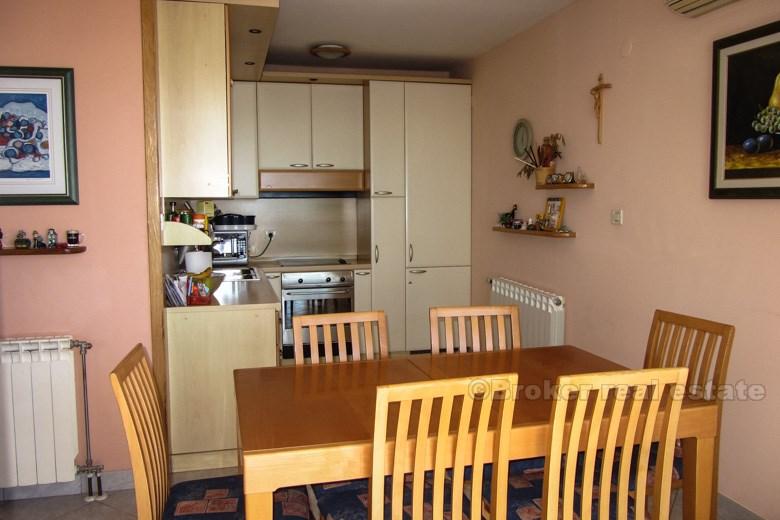 Appartement sur emplacement attrayant