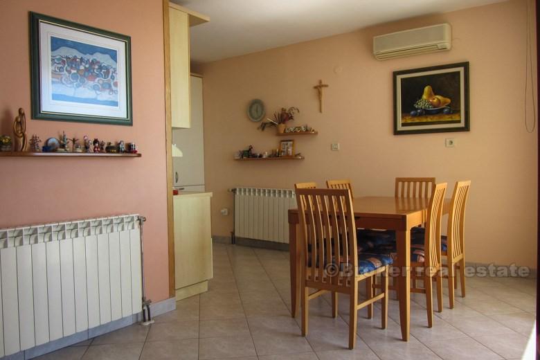 Appartement sur emplacement attrayant