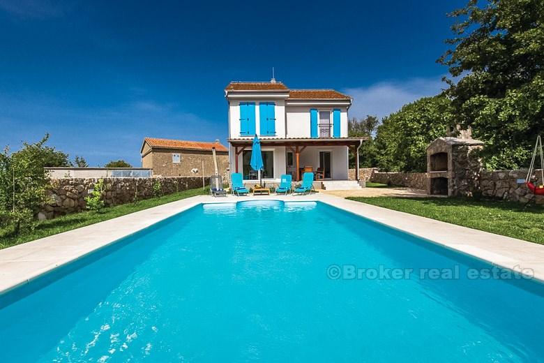 Villa in ruhiger Lage, zum Verkauf