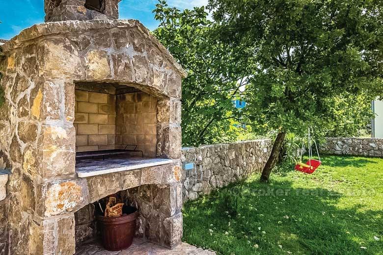 Vila v klidné lokalitě, na prodej