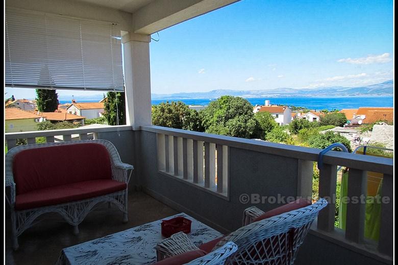 Neubau Haus mit Schwimmbad, zu vermieten