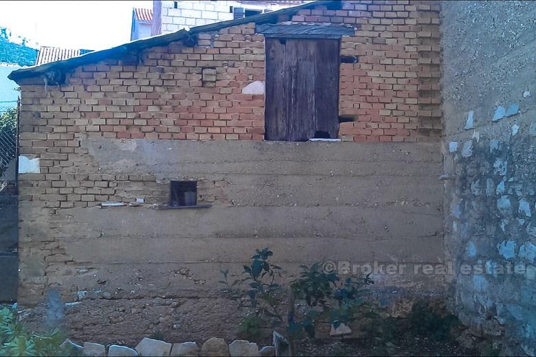 House on a peaceful location, for sale