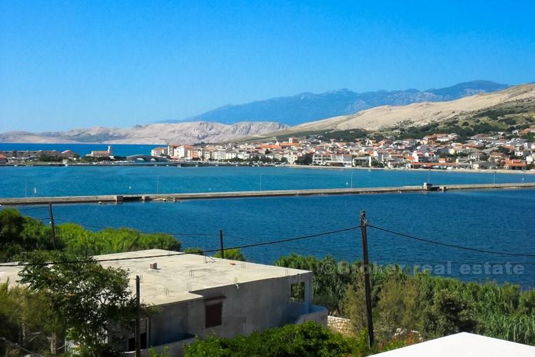 Apartment on top floor, for sale