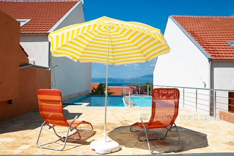 4-gwiazdkowy apartament, dobrze wyposażony, na sprzedaż