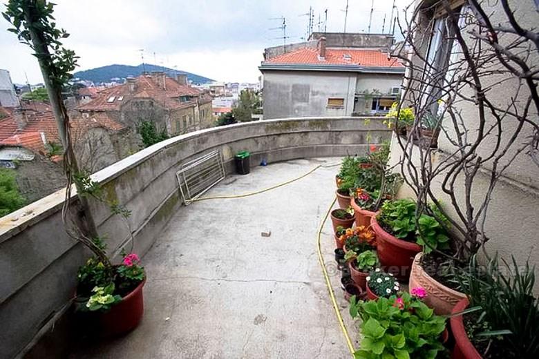 Spacious apartment, 300 meters from Diocletian's Palace