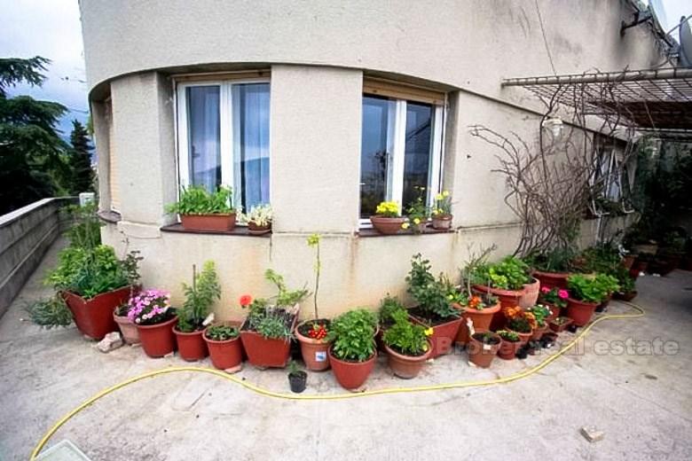 Spacious apartment, 300 meters from Diocletian's Palace