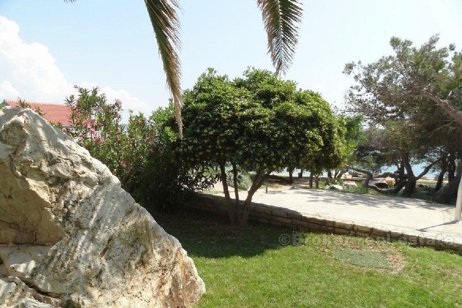 Дом у моря, на продажу