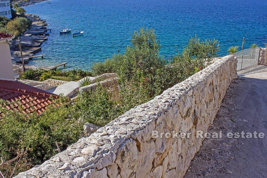 Attractive holiday house, at seafront, for sale