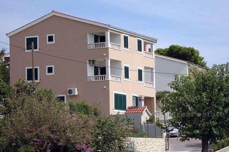 Möblerade och utrustade villa