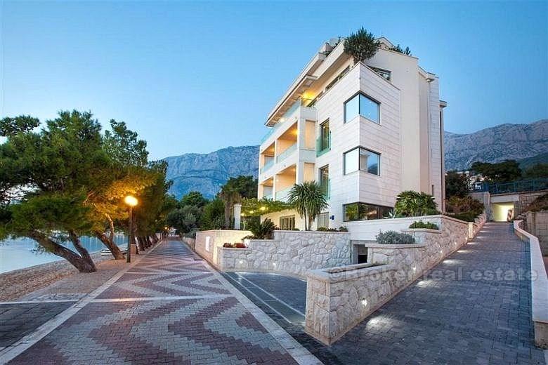 Attico in riva al mare, in vendita