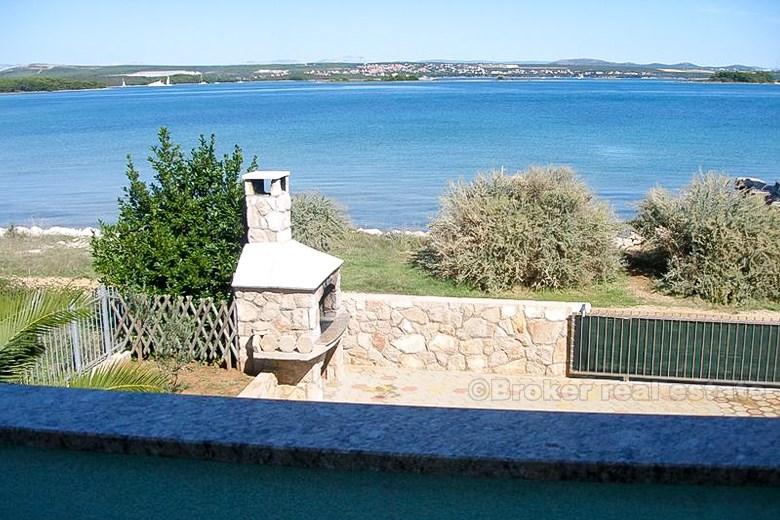 Superb cottage, for sale