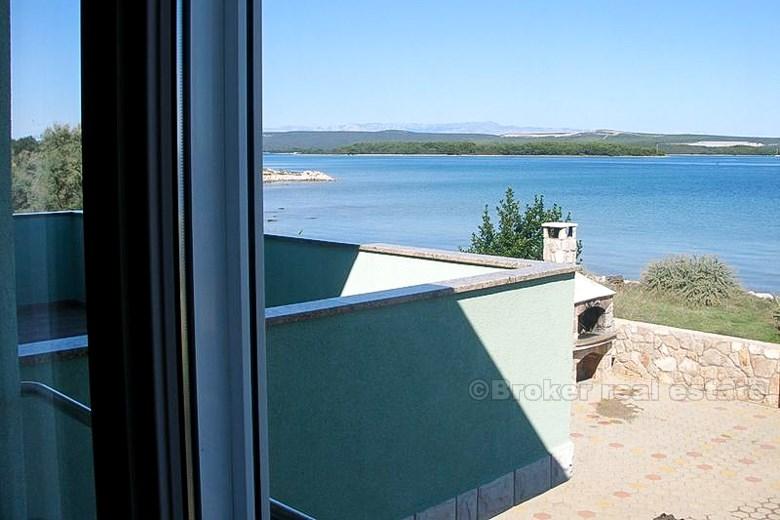 Superb cottage, for sale