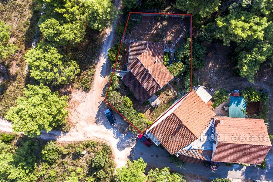 Haus in einem kleinen Dorf, zum Verkauf