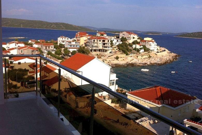 Wohnung mit schöner Aussicht auf das Meer