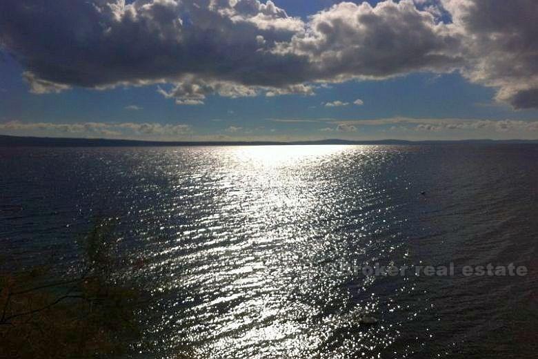 Modern house on two floors, for rent