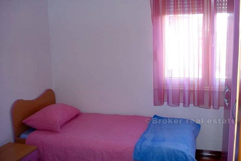 Luxus-Drei-Zimmer-Wohnung