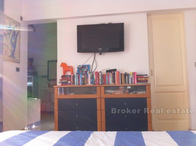 Appartamento duplex, in affitto