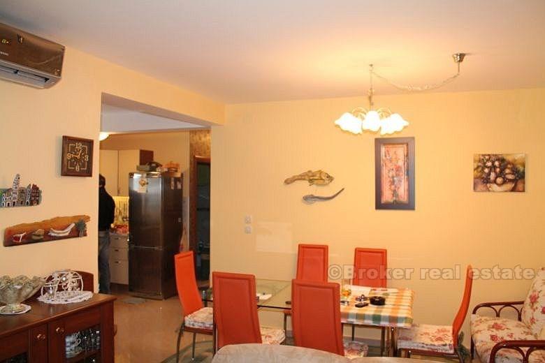 Appartement à 100m de la plage, à vendre