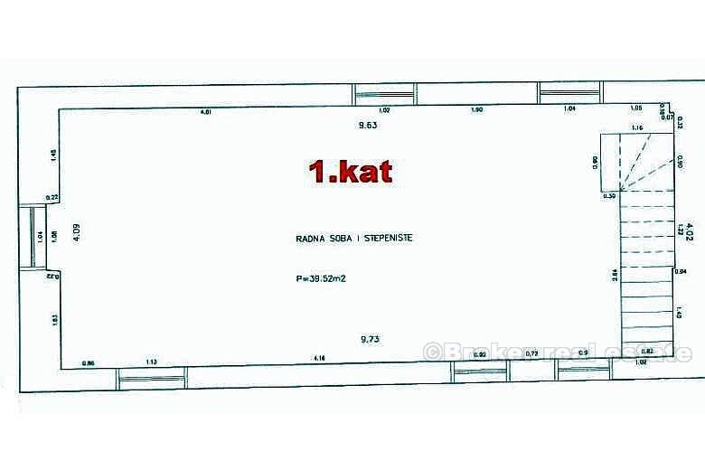 Dvoetažni stan u kamenoj kući