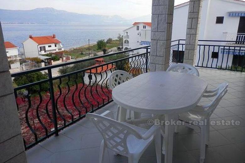 Maison deuxième ligne à la mer, à vendre