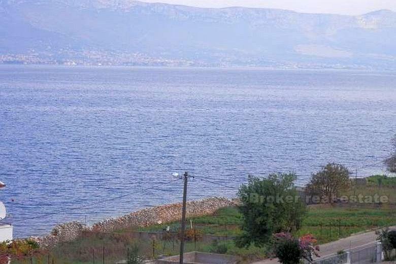 Maison deuxième ligne à la mer, à vendre