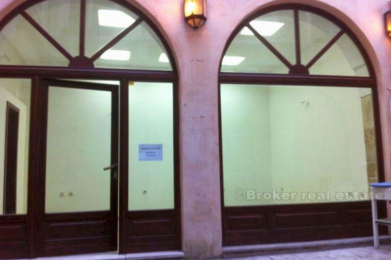 Attraente spazio per uffici