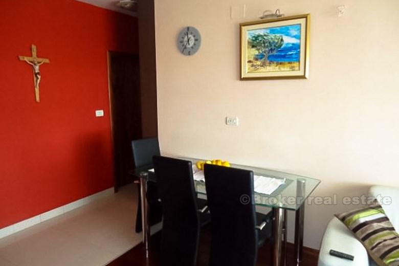 Moderno appartamento con due camere da letto