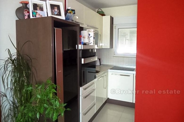 Moderno appartamento con due camere da letto