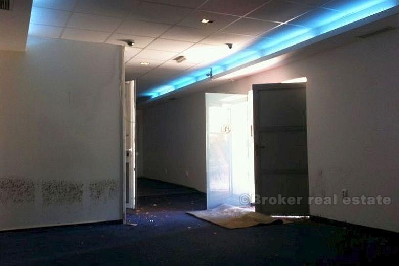 Espace attrayant, à vendre
