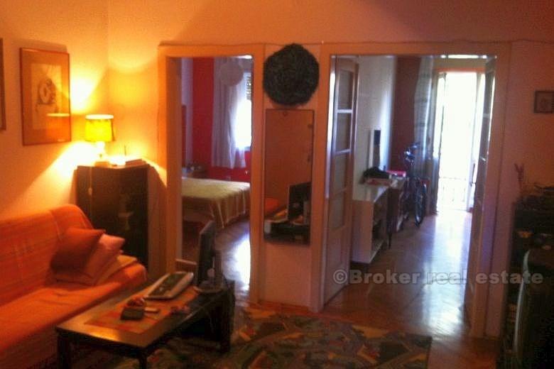 Appartement à deux chambres