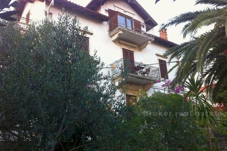 Apartament z trzema sypialniami, na sprzedaż