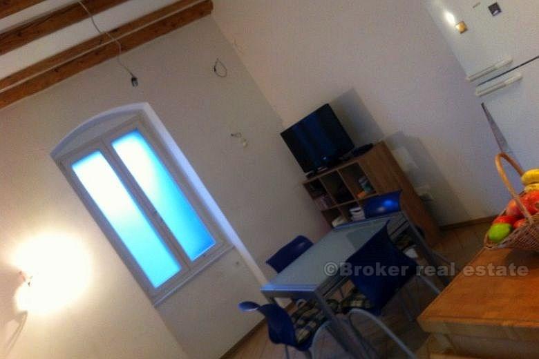 Apartament z trzema sypialniami, na sprzedaż