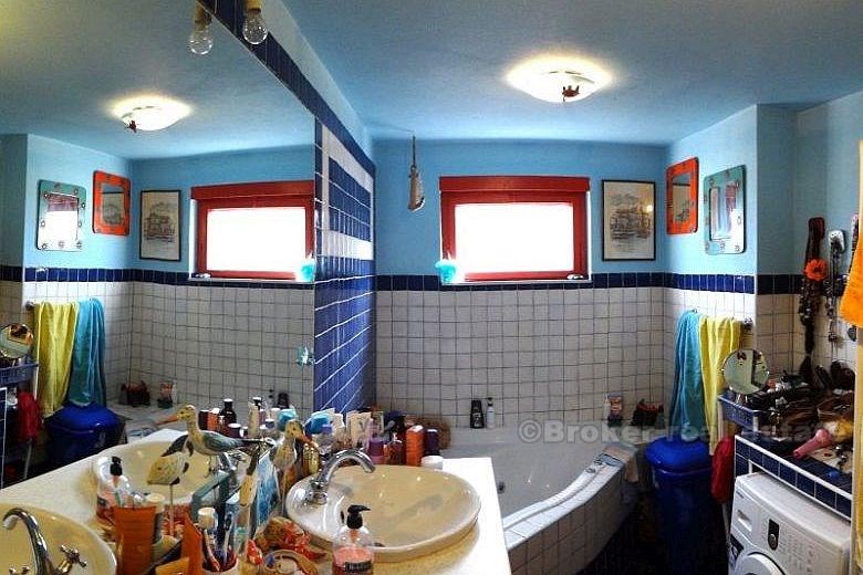 Nowoczesny apartament z dwiema sypialniami