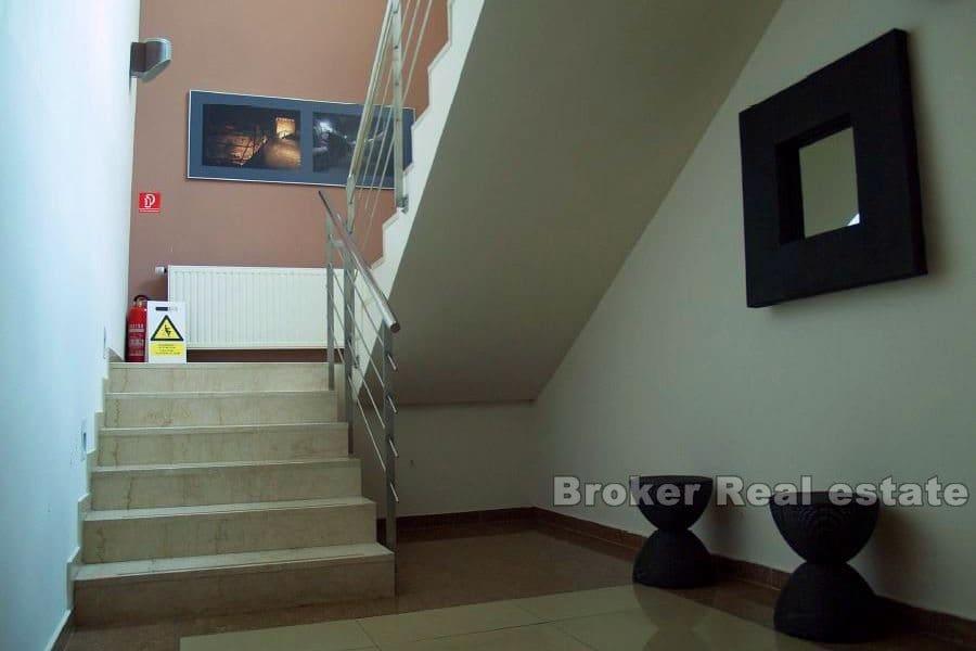 Ресторан-кафе-конференц-зал