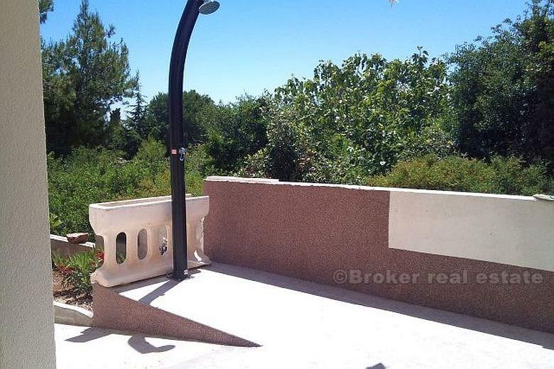 Samostojeća kuća na dvije etaže