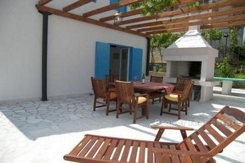 Moderne Villa, 150 Meter vom Strand entfernt