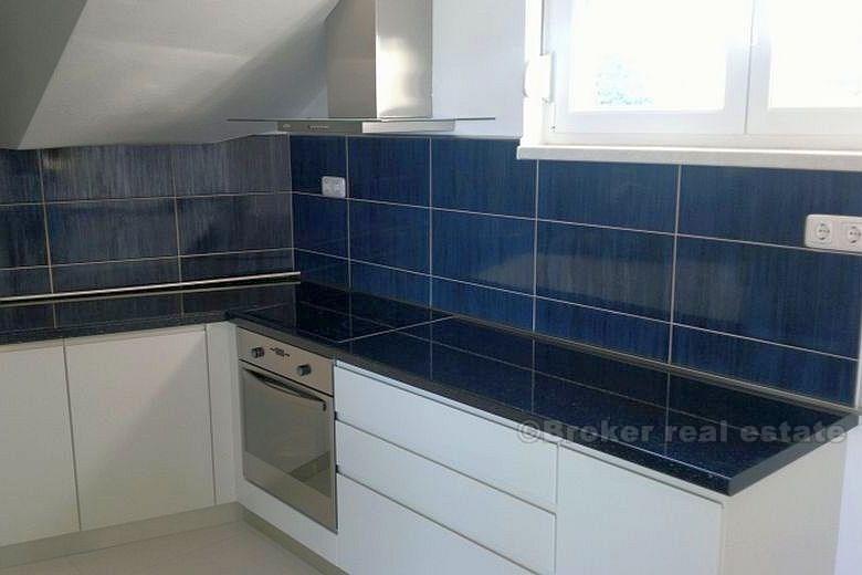 Luxury three bedroom apartment