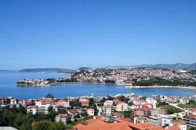 Nybygd hus med nydelig utsikt
