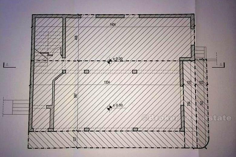 Maison nouvellement construite avec de belles vues