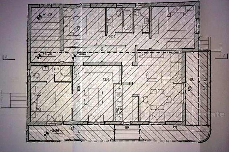 Maison nouvellement construite avec de belles vues