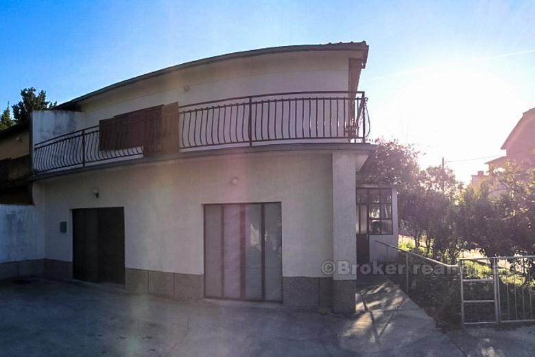 Casa semi-indipendente, in vendita