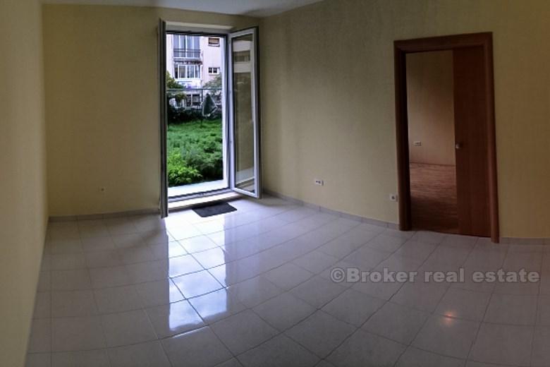Odnowiony apartament z dwoma sypialniami