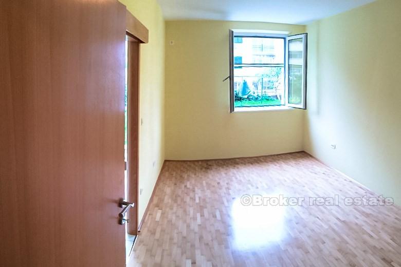 Odnowiony apartament z dwoma sypialniami