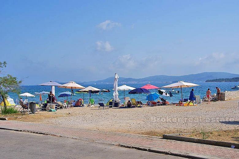 Haus und das Grundstück an der Strandpromenade