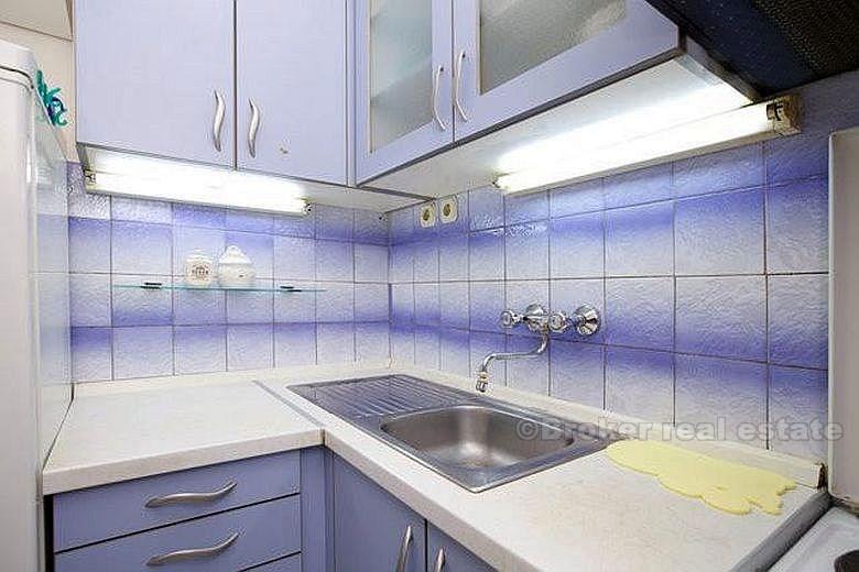 Komplett eingerichtete Wohnung, zum Verkauf
